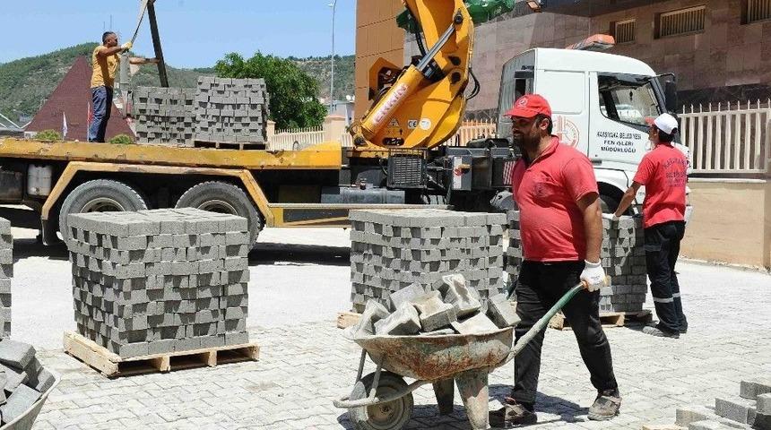 &Ouml;rnekk&ouml;y&rsquo;e Nefes Aldıran Otopark