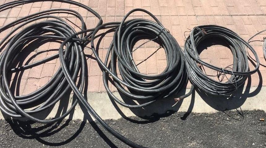 &Ccedil;alıntı Kablolarla Jandarma Ekiplerine Yakalandılar