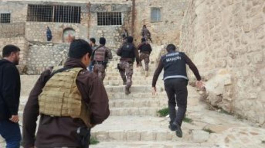 Mardin Asayiş Uygulaması: 7 G&ouml;zaltı