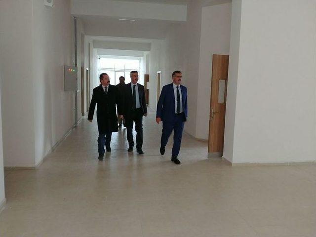 İl Milli Eğitim M&uuml;d&uuml;r&uuml; Tevke&rsquo;den Okul Ziyaretleri 2