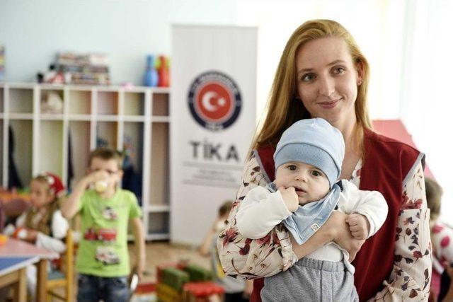 Tika Kosova’da Bir Kreşi Yenileyerek Hizmete Açtı