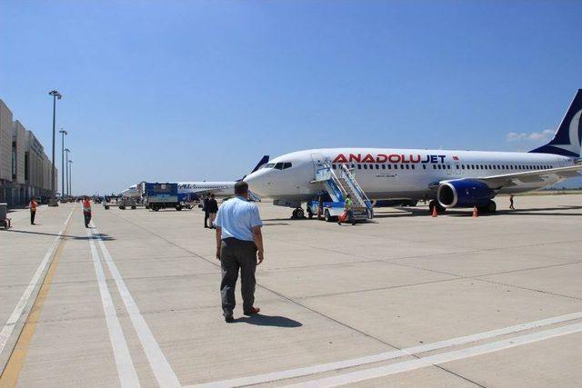 (&ouml;zel) Yerli Turist Kuzey Ege İ&ccedil;in Havayolunu Tercih Ediyor 1