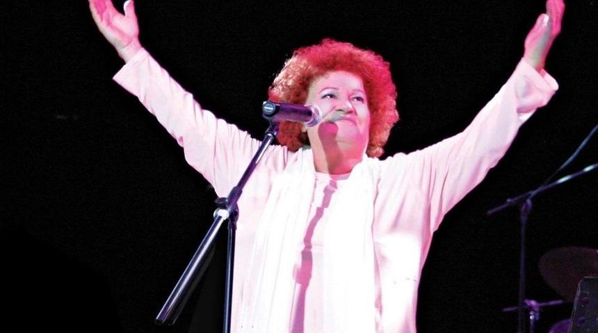 Karşıyaka, Selda Bağcan Konserine Hazırlanıyor