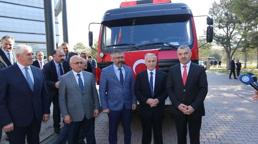 B&uuml;y&uuml;kşehir&rsquo;den Şehit Halisdemir&rsquo;in Memleketine B&uuml;y&uuml;k Hizmet