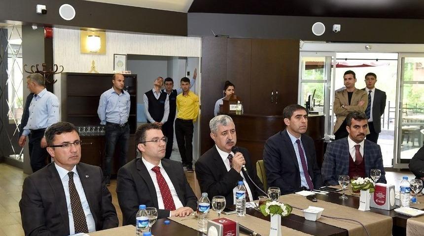 Başkan Polat Muhtarlarla Bir Araya Geldi