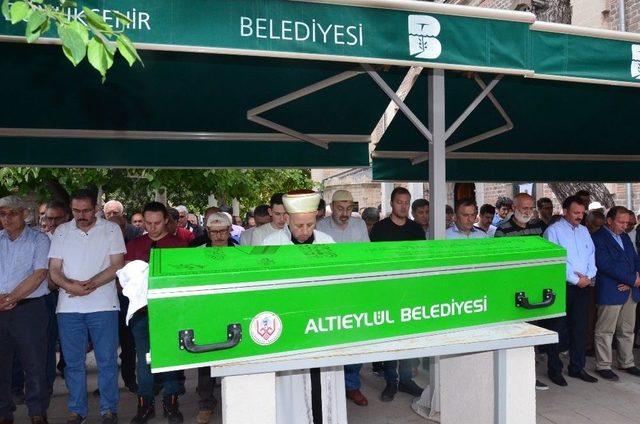 Mücahit Çilesiz Son Yolculuğuna Uğurlandı