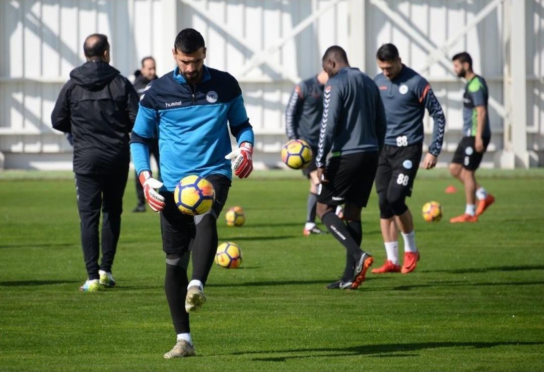 A. Konyaspor, T.m. Akhisarspor Ma&ccedil;ının Hazırlıklarını Tamamladı