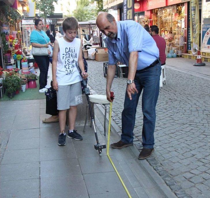 Bu Baston Engellilerin Gözü Oluyor G1