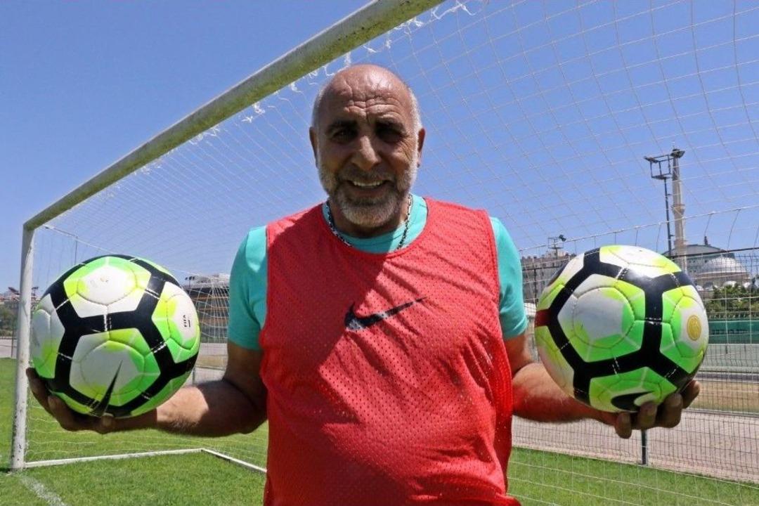 (&ouml;zel Haber) &rsquo;kova&rsquo; Lakaplı Yaşar Duran&rsquo;dan 32 Yıl Sonra 0-8&rsquo;lik İngiltere Ma&ccedil;ı İtirafı: "belki İlk Golde Biraz Hatam Var"