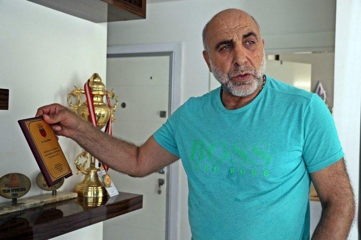 (özel Haber) ’kova’ Lakaplı Yaşar Duran’dan 32 Yıl Sonra 0-8’lik İngiltere Maçı İtirafı: "belki İlk Golde Biraz Hatam Var" G3