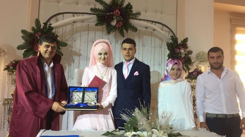 Başkan Yal&ccedil;ın, Gen&ccedil; &Ccedil;iftin Nikahını Kıydı