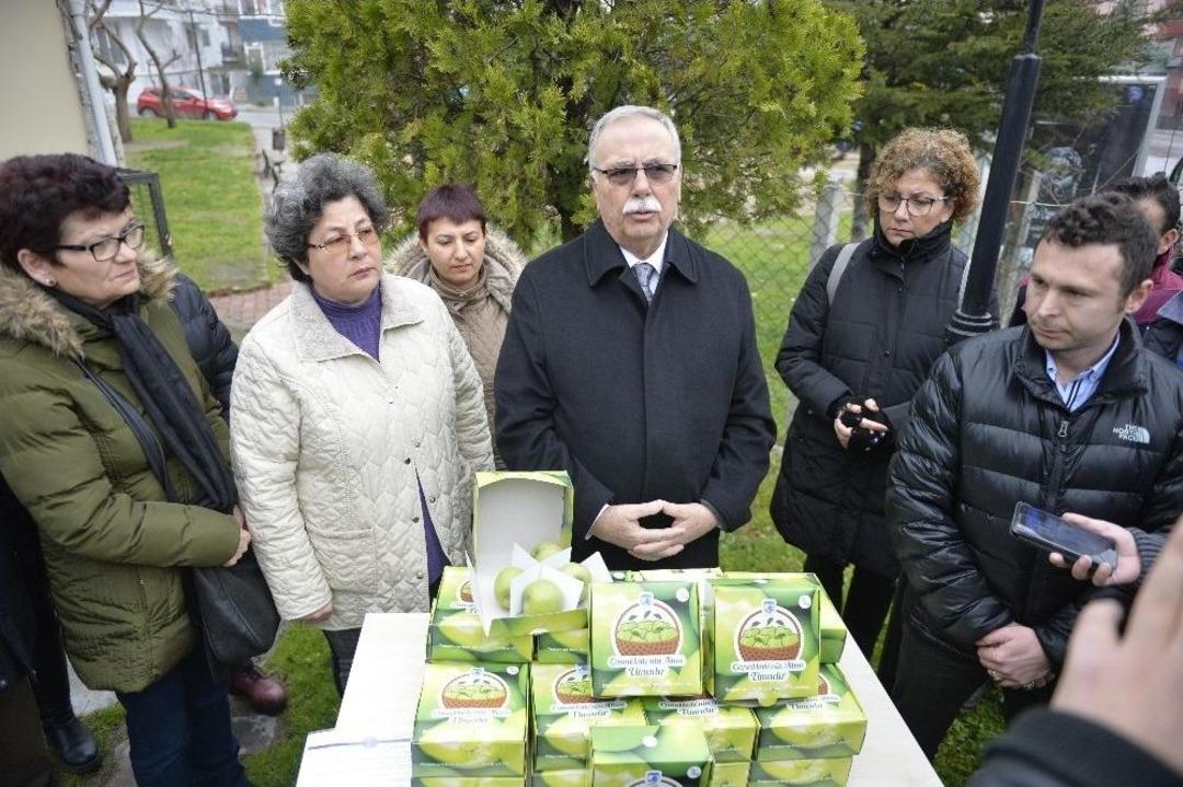 &Ccedil;anakkale&rsquo;de Elma Krizi