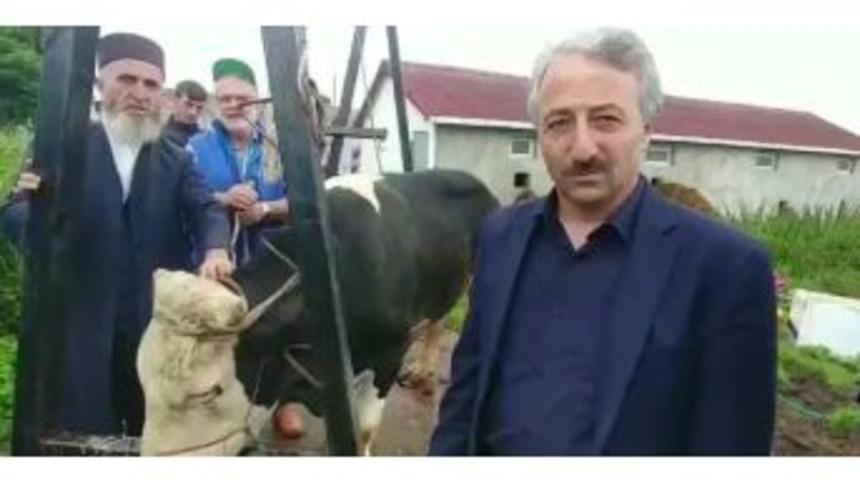 Cumhurbaşkanı Erdoğan Se&ccedil;ilince, Kurban Adağını Yerine Getirdi