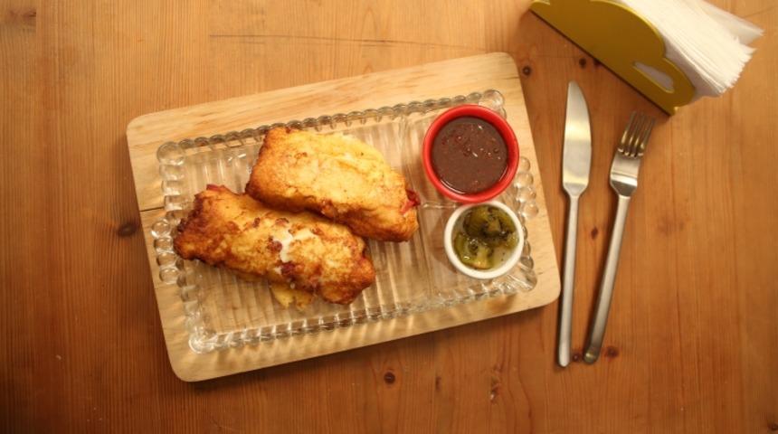 Jambonlu Kaşarlı French Tost