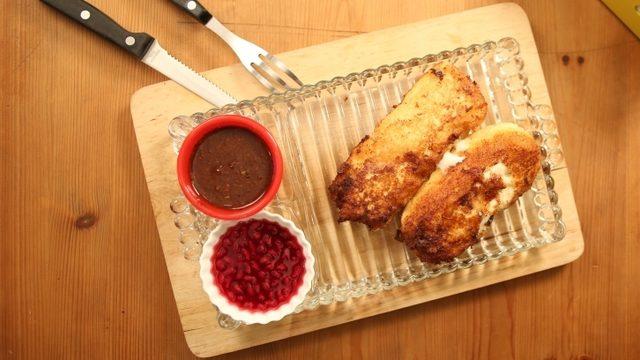 Sosisli Kaşarlı French Tost