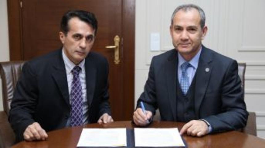 Alkü, Moskova Devlet Üniversitesiyle Mevlana Protokolü İmzaladı