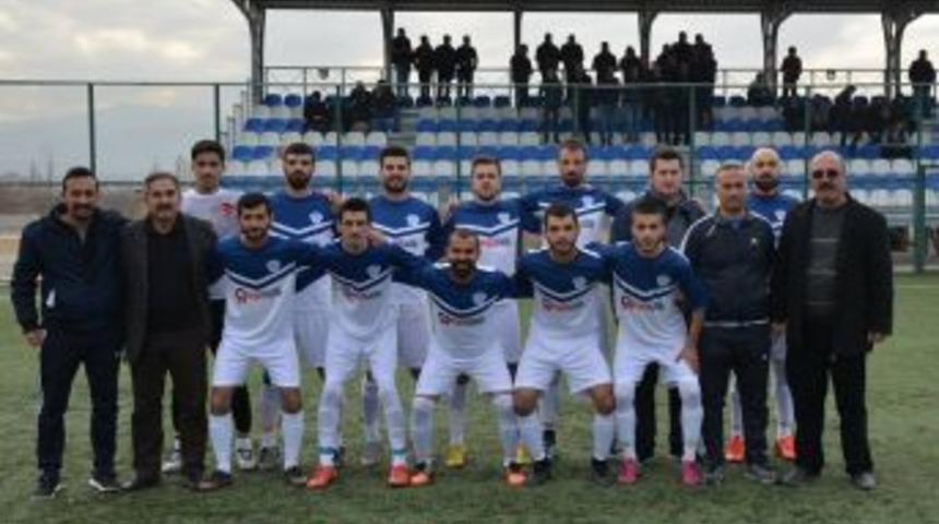 Amat&ouml;rde Play-off Bileti Alan İkinci Takım Arguvan Belediyespor Oldu
