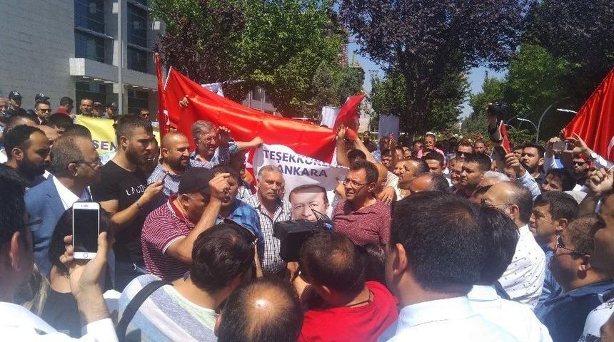 Başkent’te Dolmuşçuların Protestosunda Gerginlik