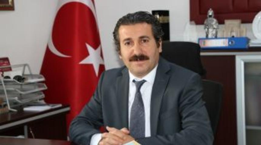 &Ouml;mer Halisdemir&rsquo;in Kabrine 1 Bu&ccedil;uk Milyon Ziyaret&ccedil;i Geldi