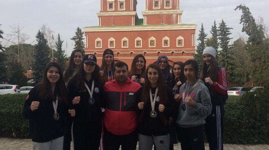 Şehzadeler Rusya Biletini Kaptı