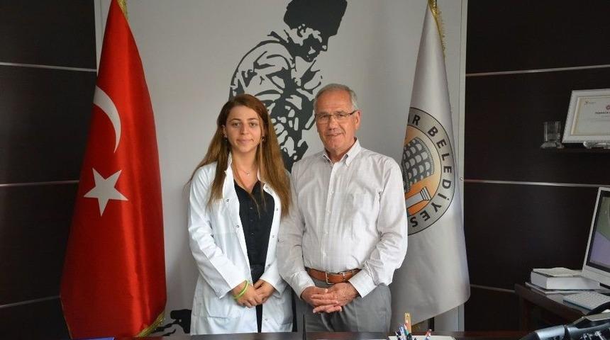 Dinar Belediye Başkanı Saffet Acar&rsquo;dan Gerontolojiye Destek