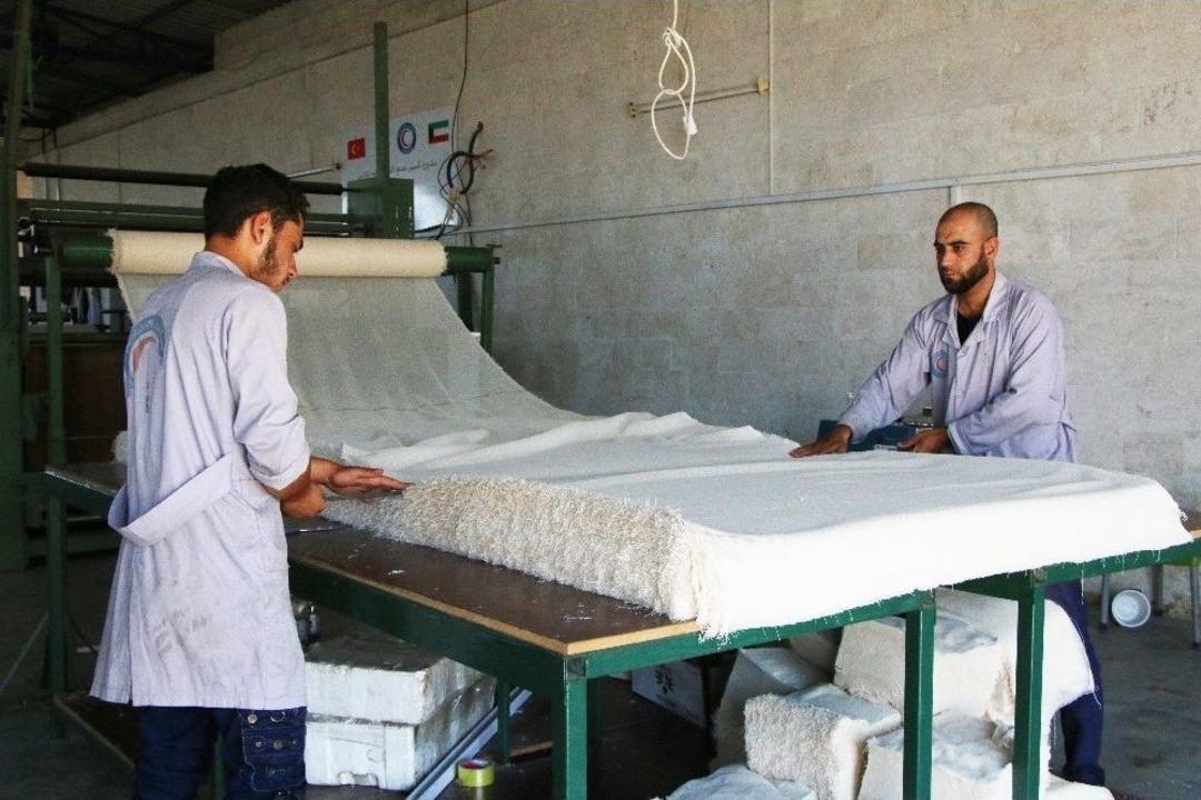 Suriye&rsquo;ye 15 Ton Sargı Bezi