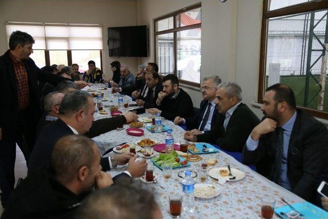 Başkan Kasap Halı Sahada Düzenlenen Etkinliğe Katıldı