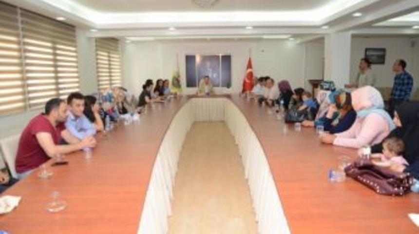 Vali Ünlü Vatandaşlarla Buluştu