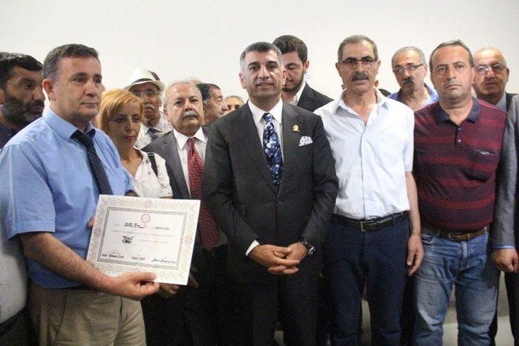 Milletvekili Erol Mazbatasını Aldı G4