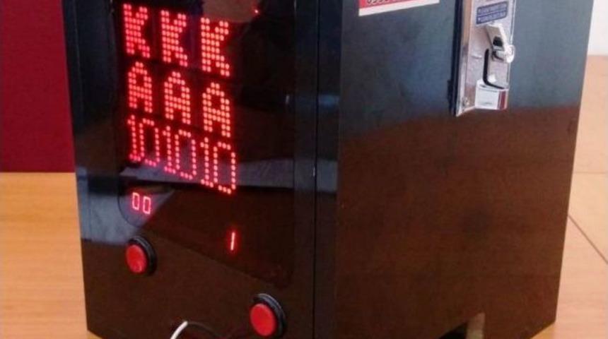 Şarj Cihazını Kumar Makinesine D&ouml;n&uuml;şt&uuml;rd&uuml;