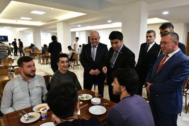 Genel Müdür Topoğlu, Yükseköğrenim Gençleri İle Buluştu