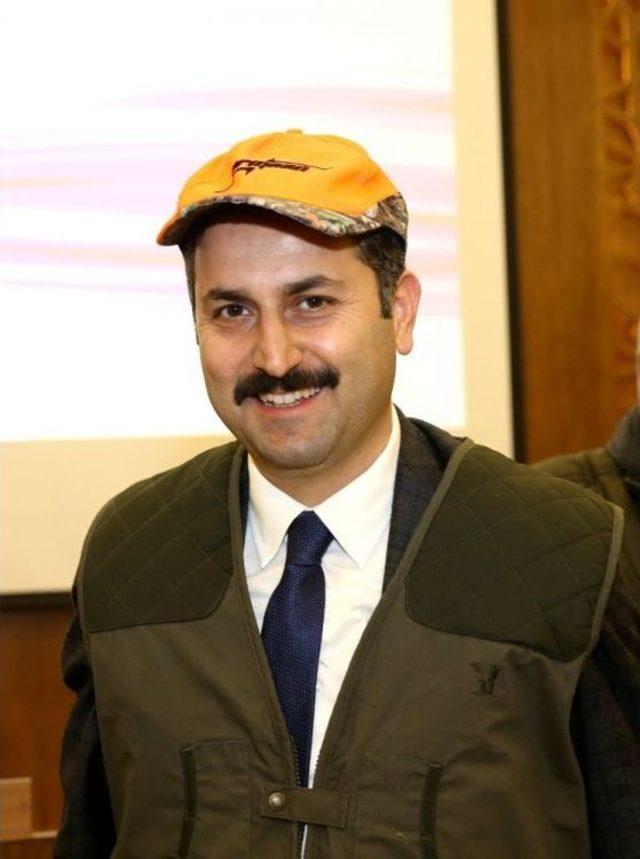 Başkan Eroğlu, Avcı Yeleği Giydi