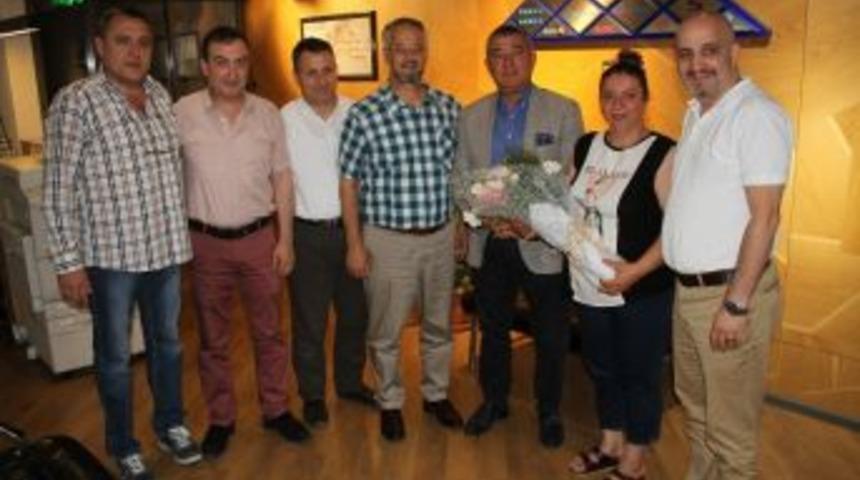 Cemiyetten Uzun&rsquo;a Vefa