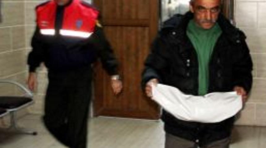 Yeni Doğan Bebeğini Dereye Atan Anneye 18 Yıl Hapis Cezası