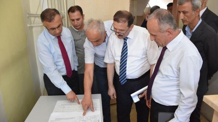 Şehit &Ouml;zcan &Ouml;ren&rsquo;in Adı İlkokula Verilecek