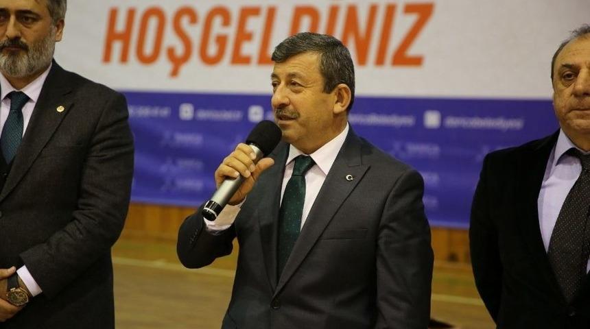 Amat&ouml;r Spor Kul&uuml;plerine Malzeme Yardımı Yapıldı