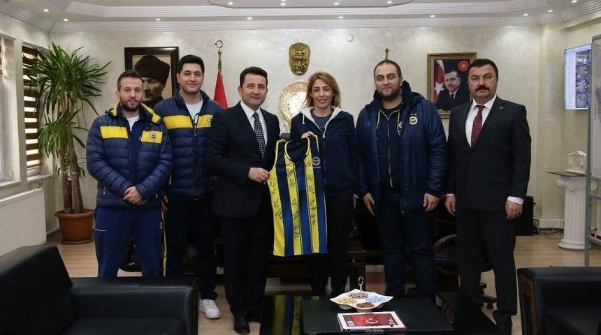 Potanın Sultanlarından Nezaket Ziyareti