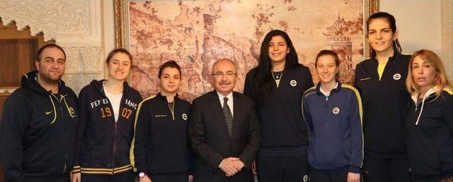 Potanın Sultanlarından Nezaket Ziyareti 1