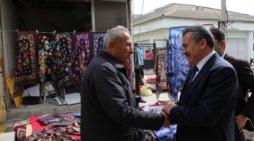 Başkan Tutal Pazar Esnafı İle Buluştu