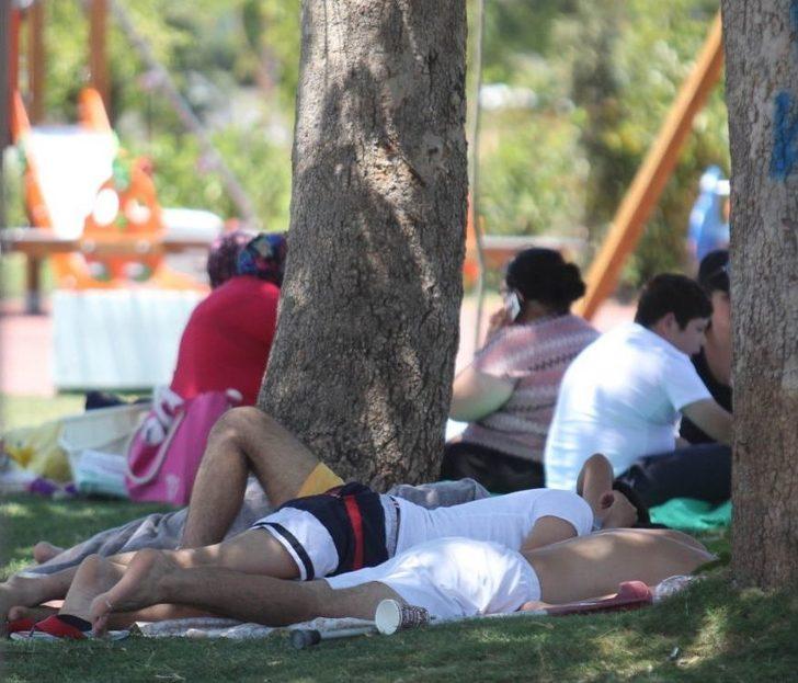 Antalya’da Şaşırtan Sıcak Manzaraları G3