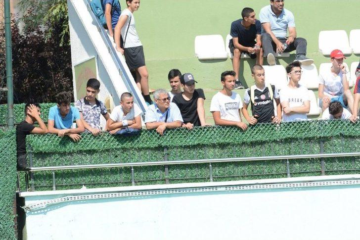 Manisa Bbsk’ın Futbolcu Seçmelerine Yoğun İlgi G1