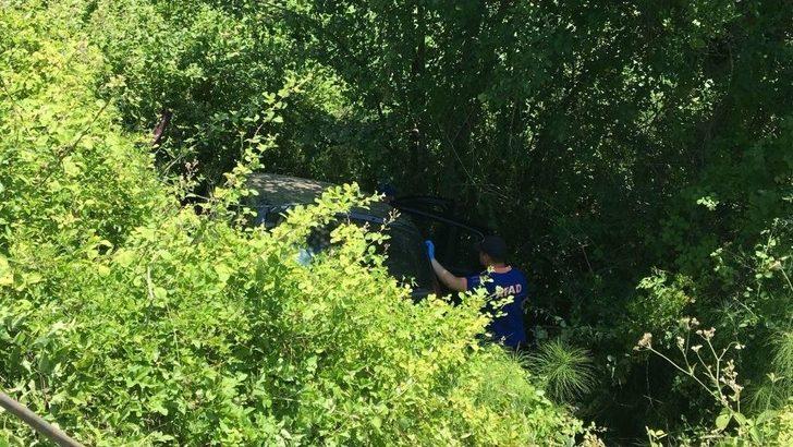 Bartın’da Otomobil Şarampole Uçtu: 2 Ölü, 3 Yaralı G1