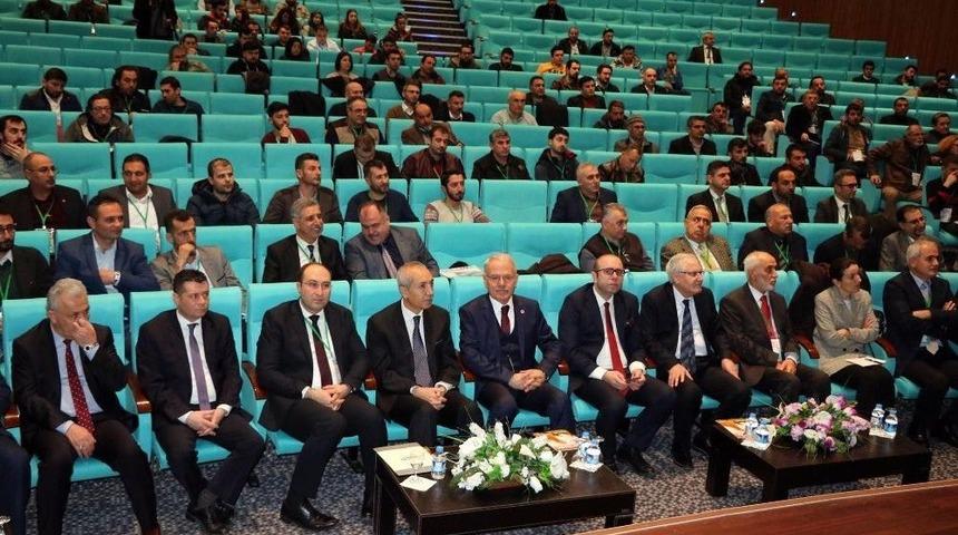 Bozok &Uuml;niversitesi&rsquo;nde Kaz Yetiştiriciliği &Ccedil;alıştayı Ve Kaz G&uuml;n&uuml; Etkinliği