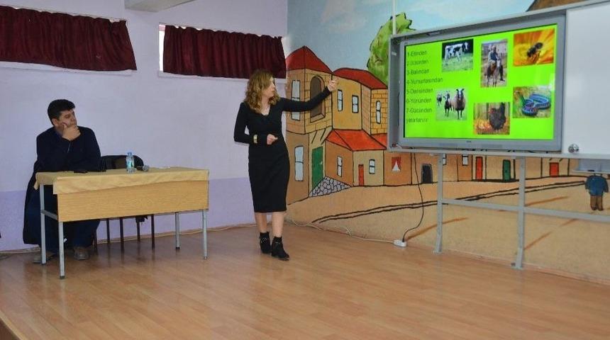 &Ccedil;ocuklara &ldquo;hayvan Sevgisi Ve Hayvan Hakları&rdquo; Eğitimi Veriliyor