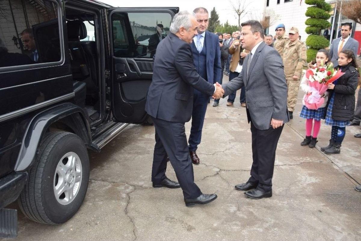 Bakan Yardımcısı Ersoy, Viranşehir Belediyesini Ziyaret Etti