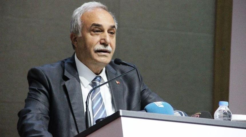 Bakan Fakıbaba: "ter&ouml;rden Dolayı Hayvancılıkla Uğraşan İnsanların Yaylalardan &Ccedil;ekilmesiyle Kırmızı Et Oranı Azaldı&rdquo;