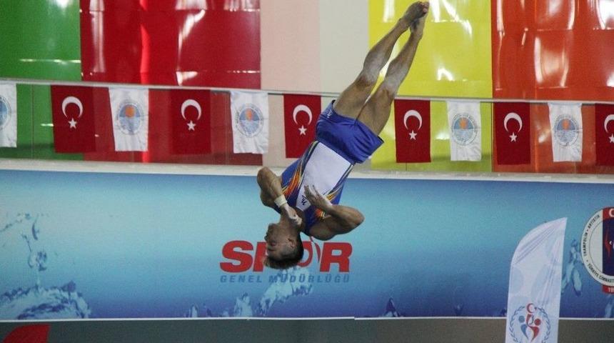 Artistik Cimnastik D&uuml;nya Kupası Mersin&rsquo;de Başladı