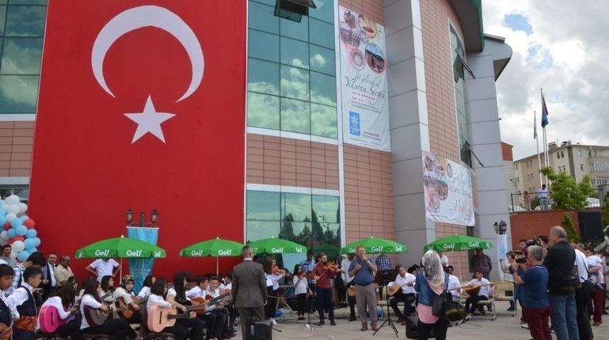 Paland&ouml;ken Belediyesi&rsquo;nin Yılsonu Sergisi Davetlileri B&uuml;y&uuml;ledi