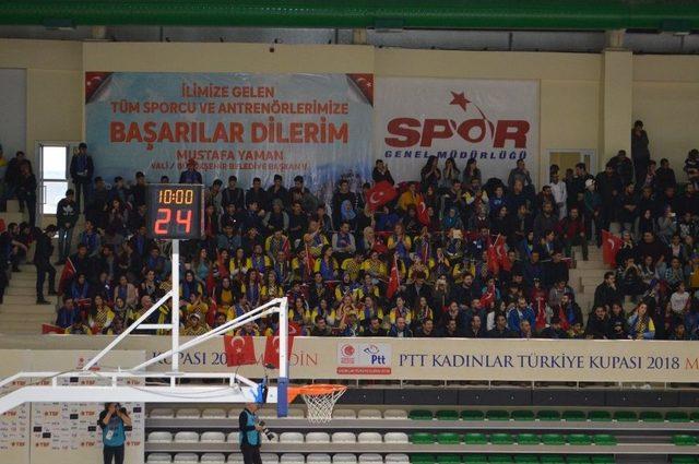 Hatay Büyükşehir Belediyesi Beşiktaş’ı Geçerek Yarı Finale Yükseldi