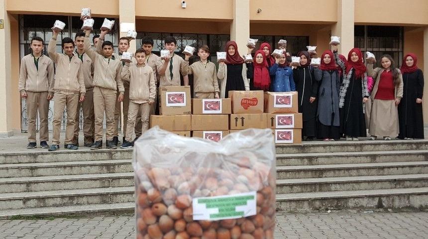 Mehmet&ccedil;iğe 1 Kilo Fındık, 1 Mektup